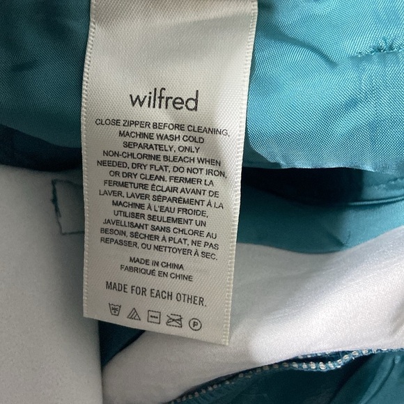 Women’s WILFRED Aritzia stretchy faux leather high waisted green pants size 2 - Picture 9 of 15